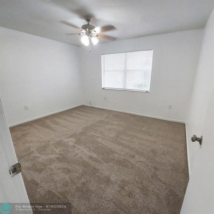 For Rent: $2,150 (2 beds, 2 baths, 1123 Square Feet)
