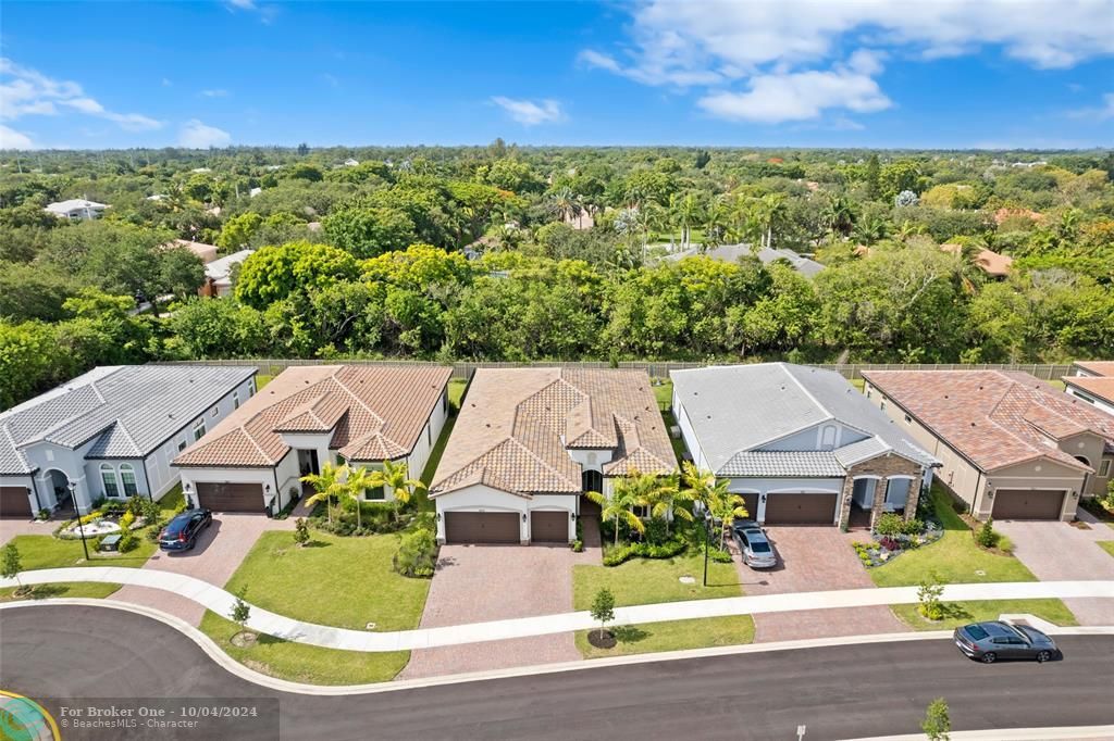 For Sale: $1,350,000 (3 beds, 3 baths, 3377 Square Feet)