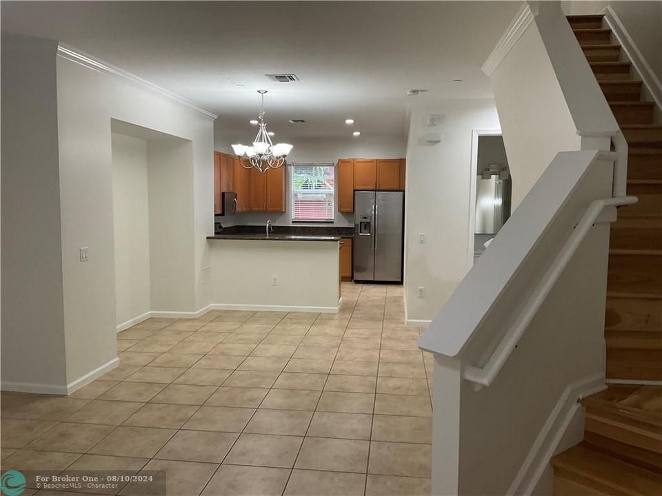 For Rent: $3,800 (3 beds, 3 baths, 1780 Square Feet)