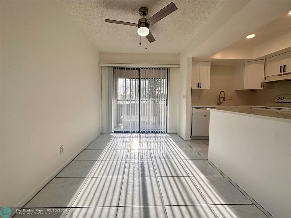 For Rent: $2,050 (2 beds, 2 baths, 1080 Square Feet)