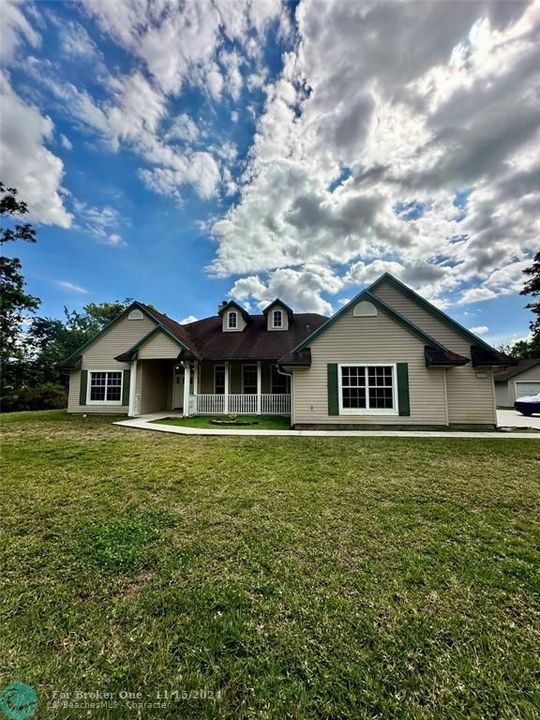 For Sale: $789,000 (4 beds, 2 baths, 3073 Square Feet)