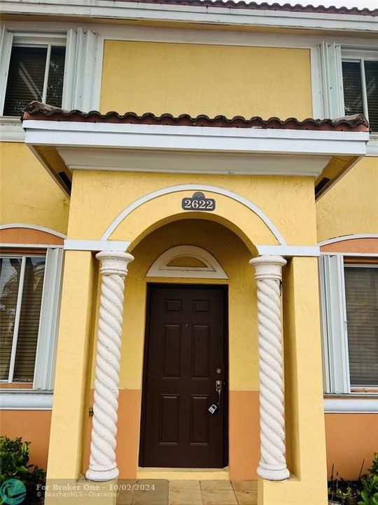 En Venta: $320,000 (3 camas, 2 baños, 1302 Pies cuadrados)