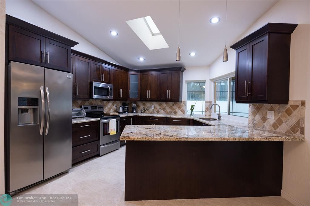 For Sale: $847,300 (3 beds, 2 baths, 1765 Square Feet)