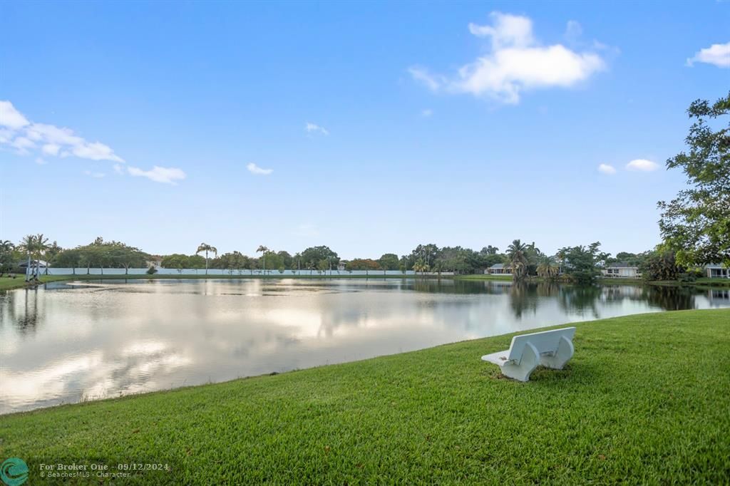 For Sale: $530,000 (3 beds, 2 baths, 1344 Square Feet)