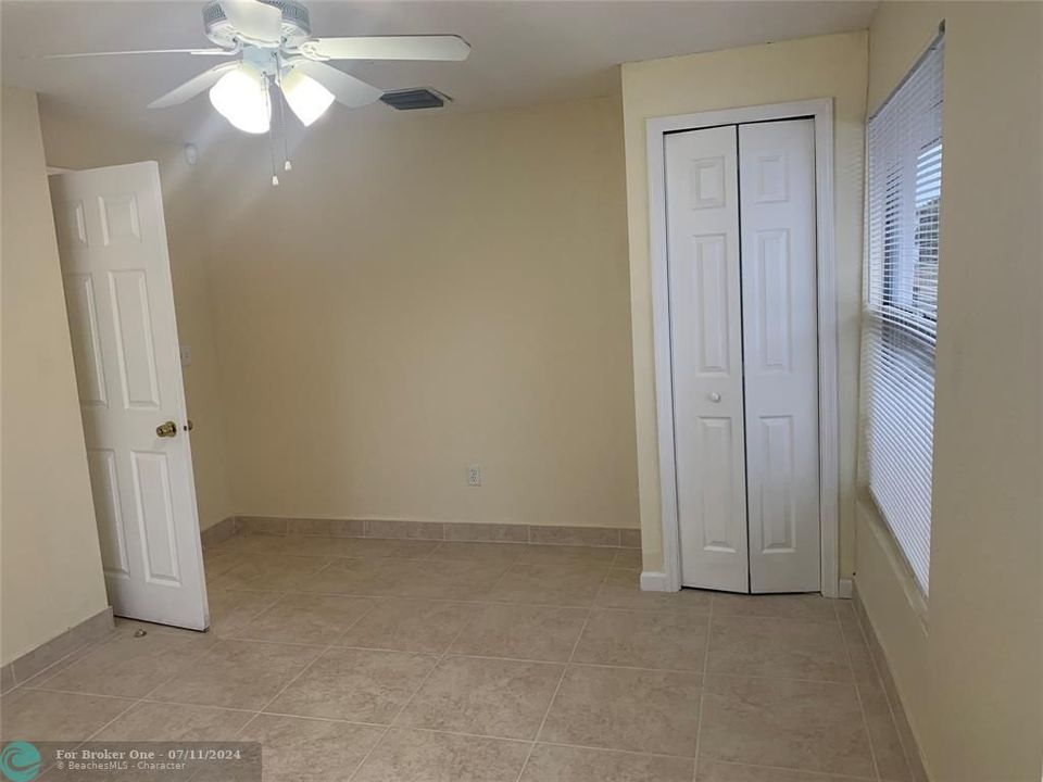 For Rent: $2,350 (3 beds, 2 baths, 2588 Square Feet)