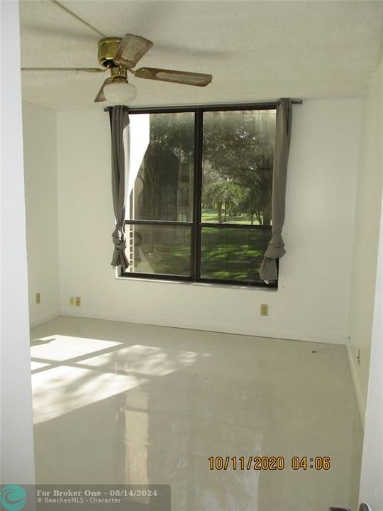 For Rent: $2,100 (2 beds, 2 baths, 1028 Square Feet)