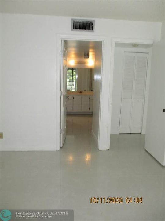 For Rent: $2,100 (2 beds, 2 baths, 1028 Square Feet)