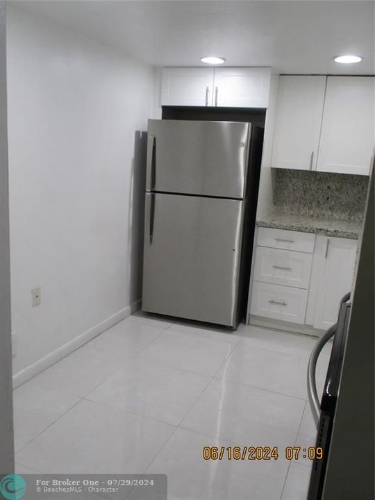 For Rent: $2,100 (2 beds, 2 baths, 1028 Square Feet)