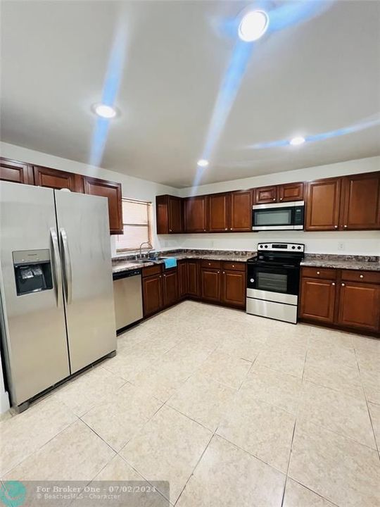 For Rent: $2,999 (3 beds, 2 baths, 0 Square Feet)