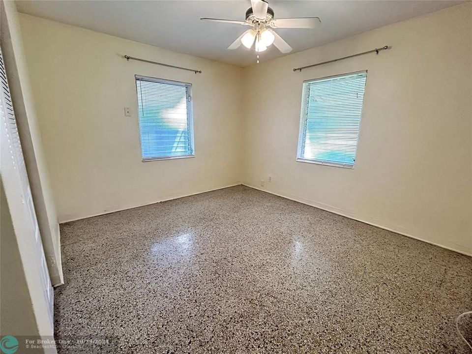 For Rent: $2,900 (3 beds, 2 baths, 1017 Square Feet)