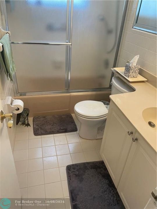 For Sale: $3,000 (2 beds, 2 baths, 1450 Square Feet)