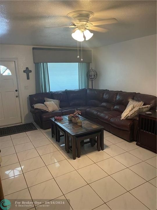 For Sale: $3,000 (2 beds, 2 baths, 1450 Square Feet)