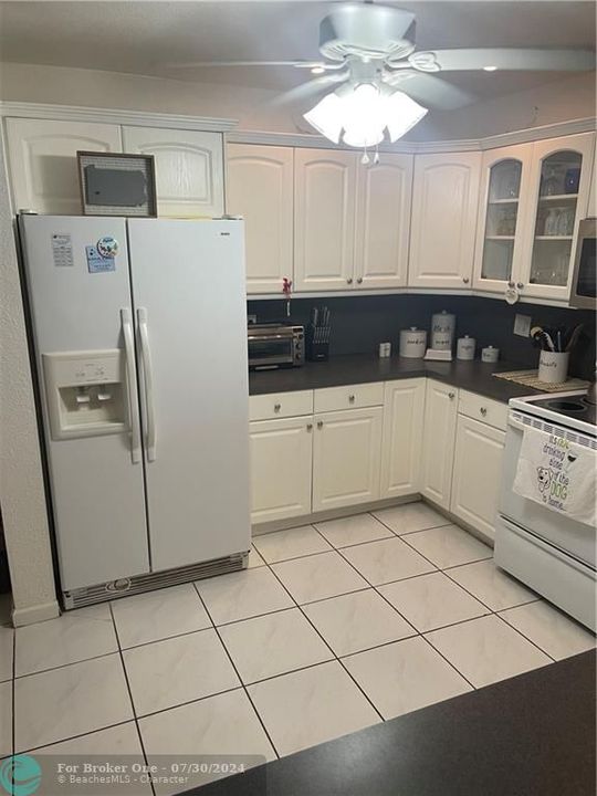 For Sale: $3,000 (2 beds, 2 baths, 1450 Square Feet)