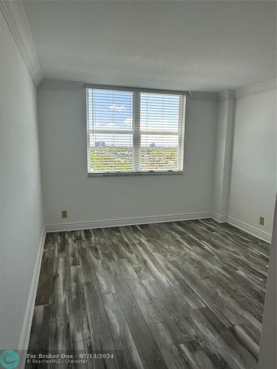 For Rent: $3,300 (2 beds, 2 baths, 1120 Square Feet)