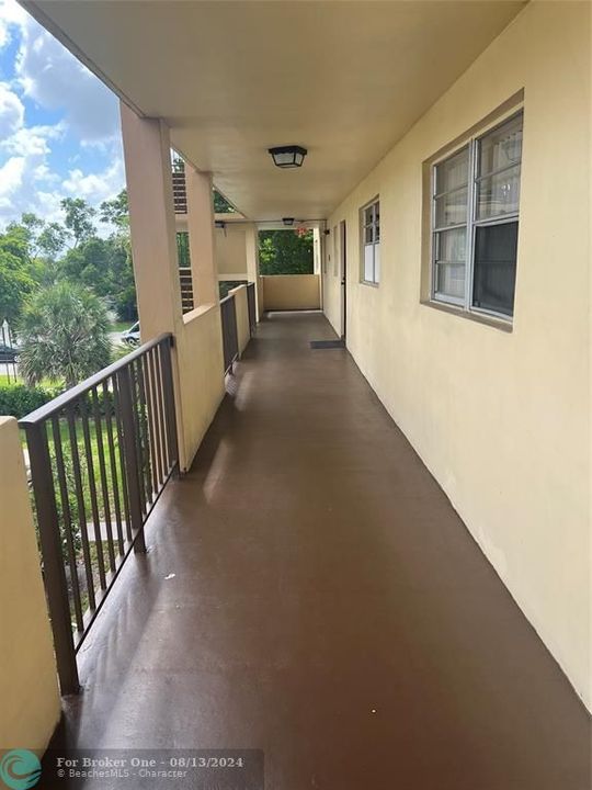 Recently Rented: $1,750 (2 beds, 2 baths, 1130 Square Feet)