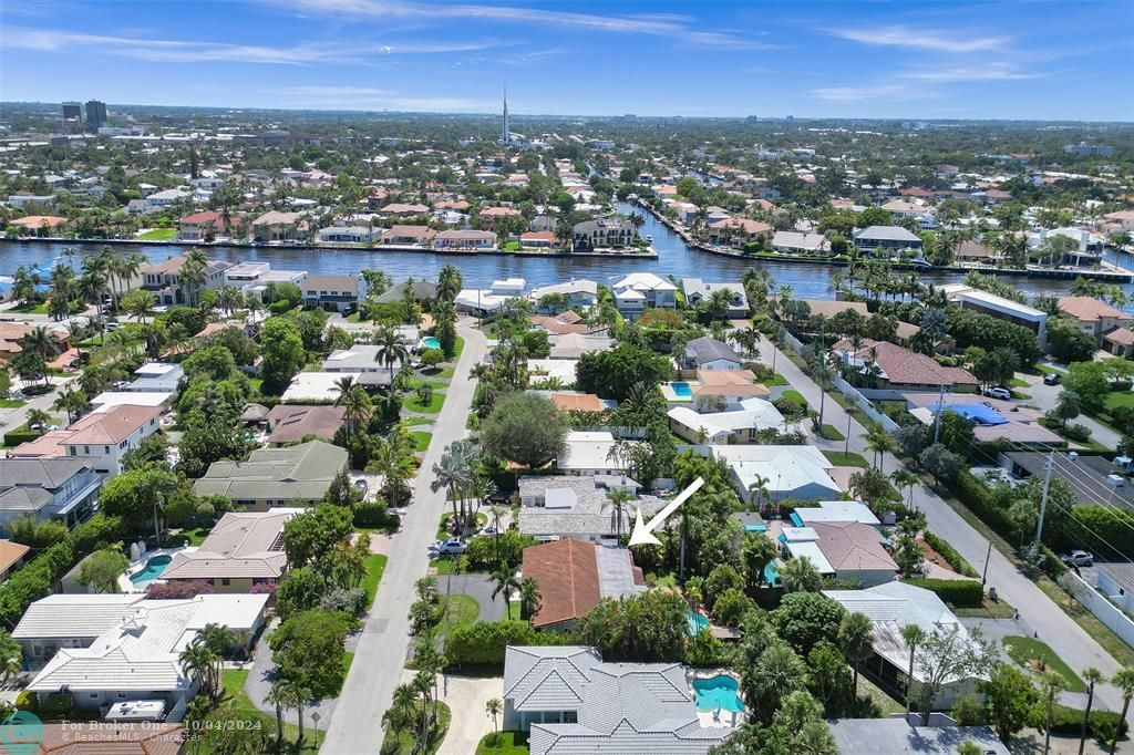 For Sale: $1,095,000 (3 beds, 2 baths, 2046 Square Feet)