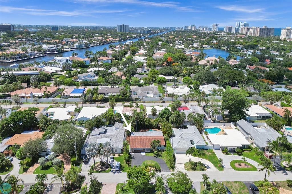 For Sale: $1,095,000 (3 beds, 2 baths, 2046 Square Feet)