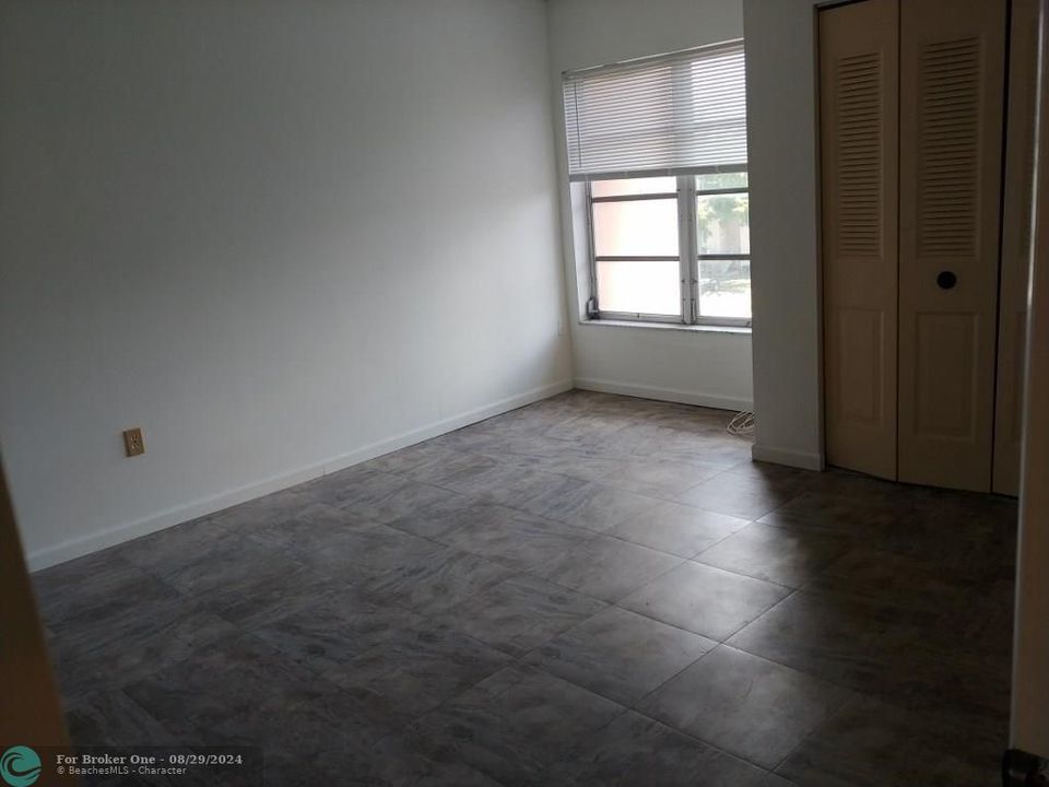 En Venta: $105,998 (1 camas, 1 baños, 783 Pies cuadrados)