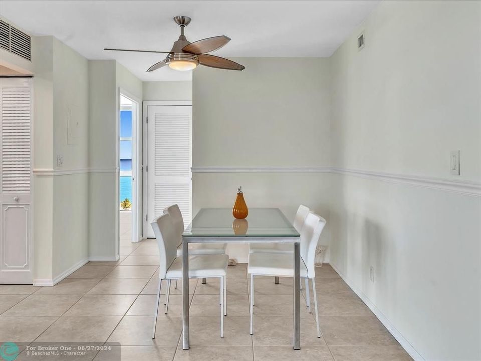 For Sale: $675,900 (2 beds, 2 baths, 1200 Square Feet)