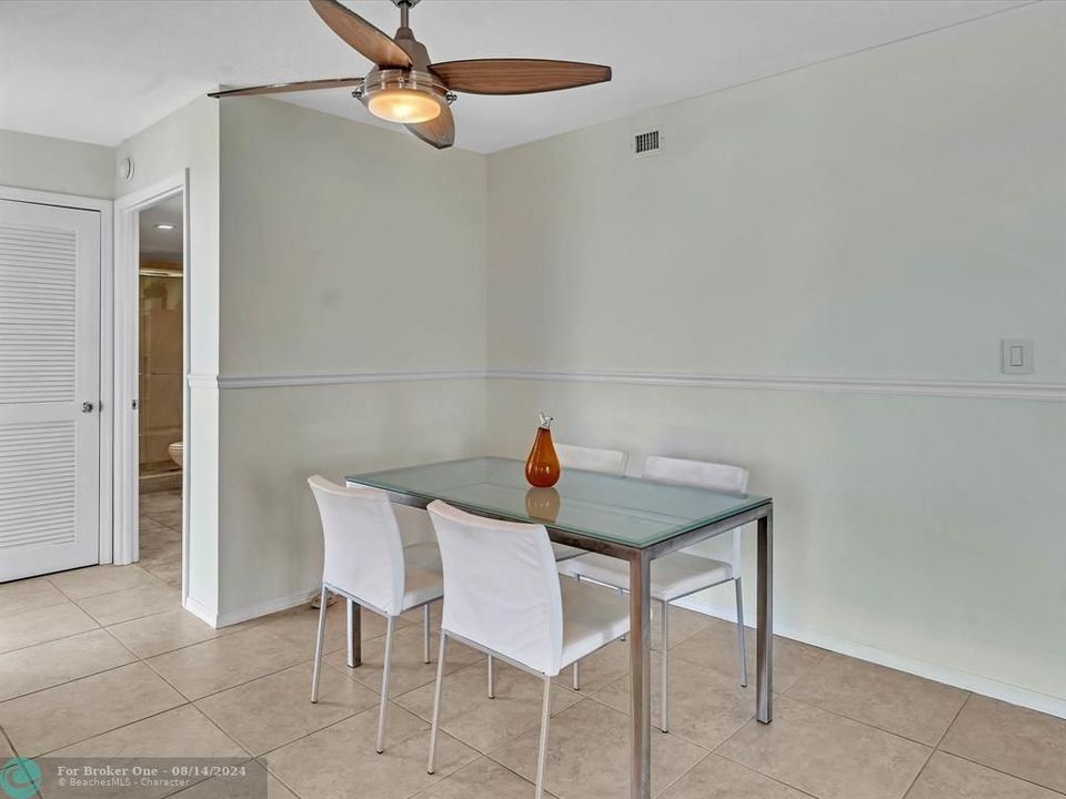 For Sale: $675,900 (2 beds, 2 baths, 1200 Square Feet)