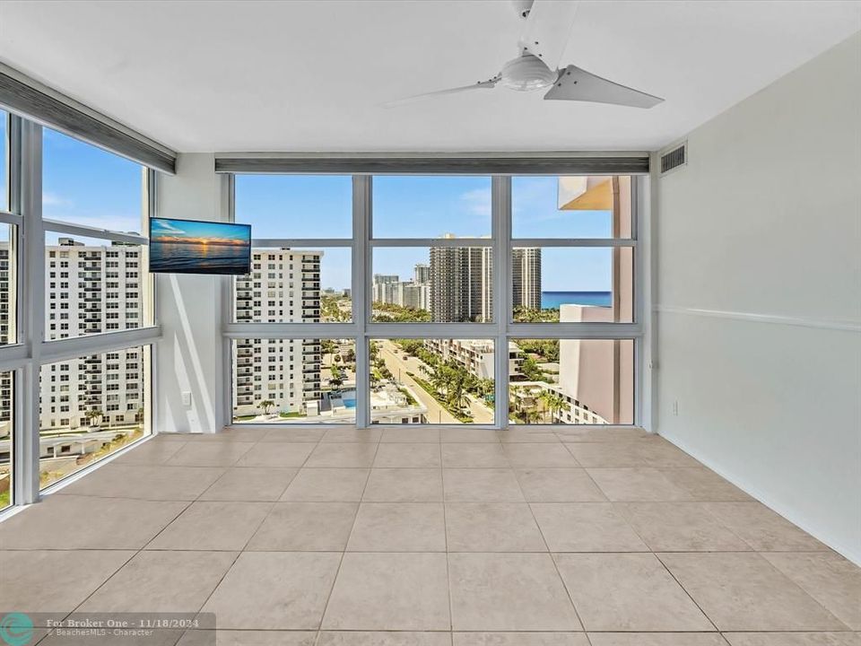 For Sale: $675,900 (2 beds, 2 baths, 1200 Square Feet)