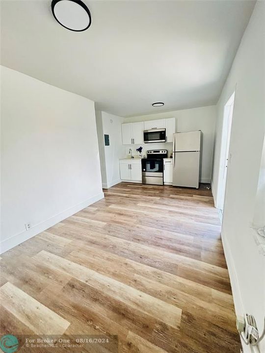 For Rent: $1,400 (1 beds, 1 baths, 0 Square Feet)