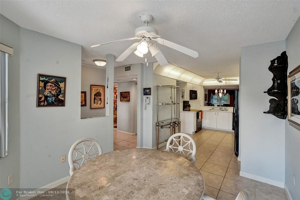 For Sale: $239,000 (2 beds, 2 baths, 1500 Square Feet)