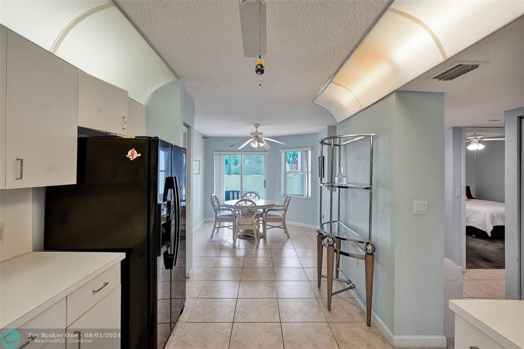 For Sale: $239,000 (2 beds, 2 baths, 1500 Square Feet)