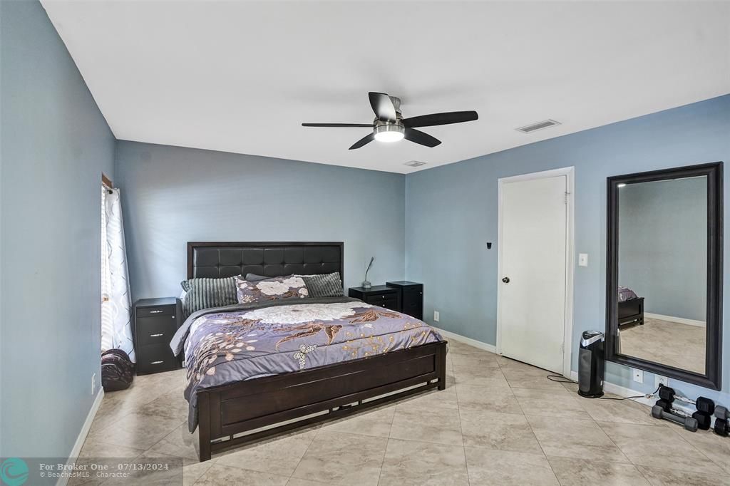 For Sale: $360,000 (2 beds, 2 baths, 1630 Square Feet)