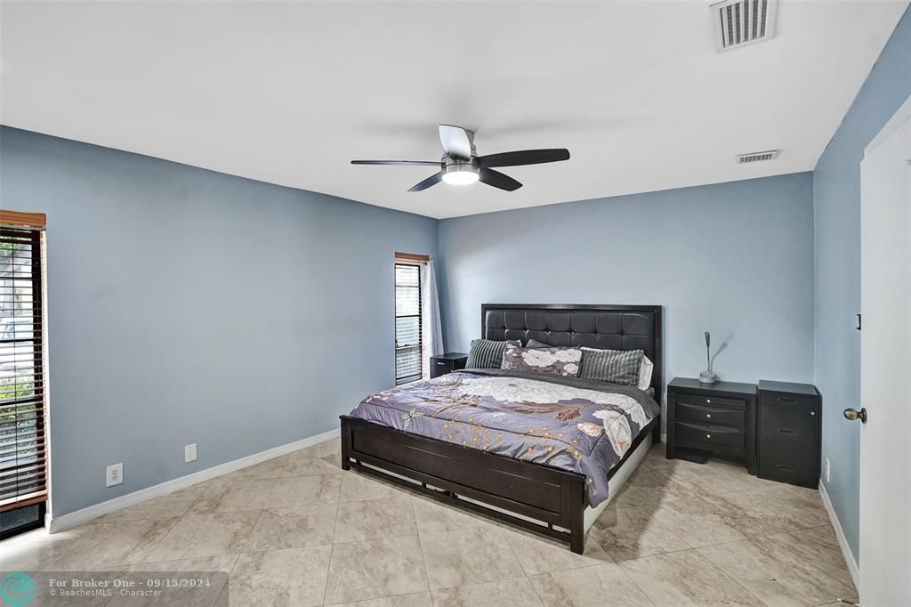 For Sale: $360,000 (2 beds, 2 baths, 1630 Square Feet)