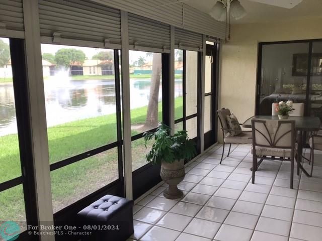 En Venta: $315,900 (3 camas, 2 baños, 1469 Pies cuadrados)