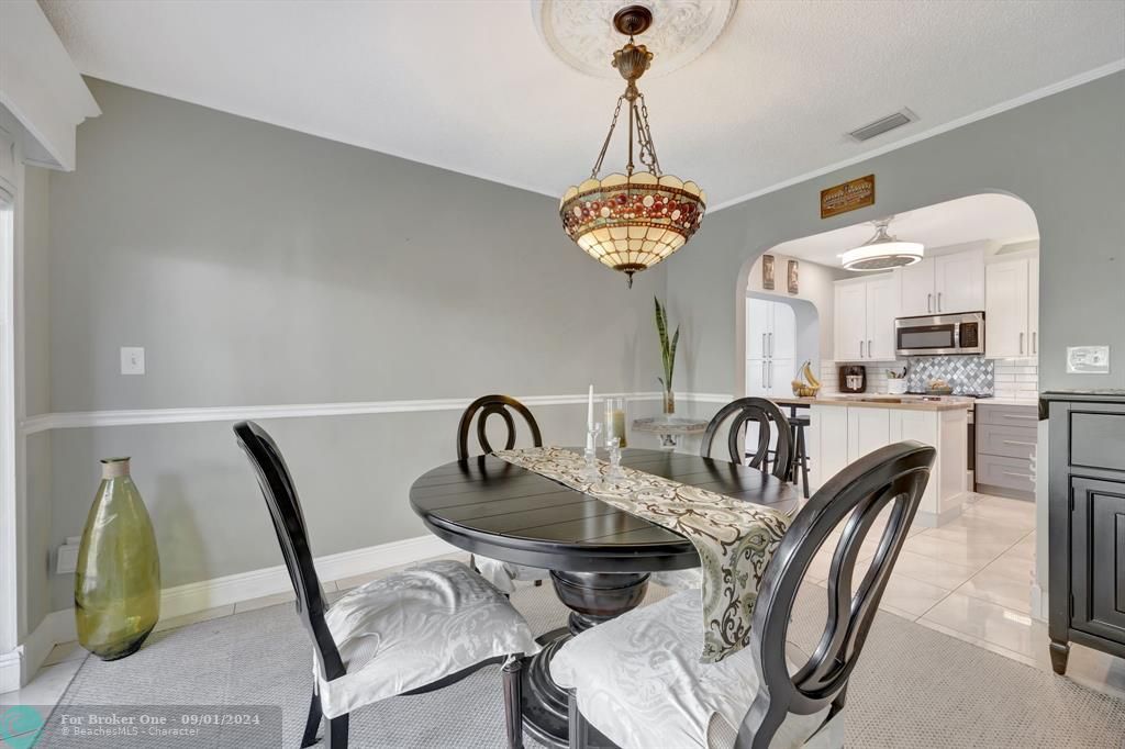 Active With Contract: $579,000 (3 beds, 2 baths, 2173 Square Feet)