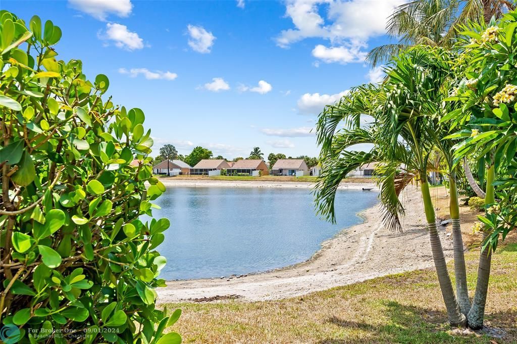 For Sale: $799,000 (4 beds, 2 baths, 2100 Square Feet)