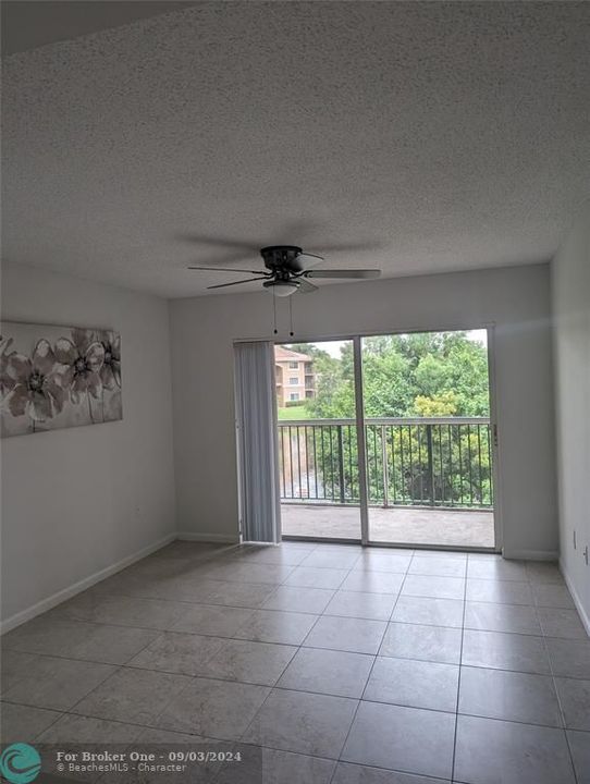 For Rent: $1,850 (2 beds, 2 baths, 1065 Square Feet)