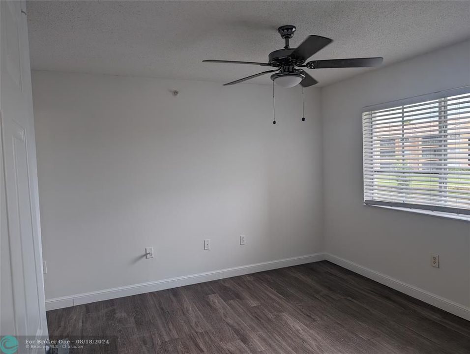 For Rent: $1,850 (2 beds, 2 baths, 1065 Square Feet)