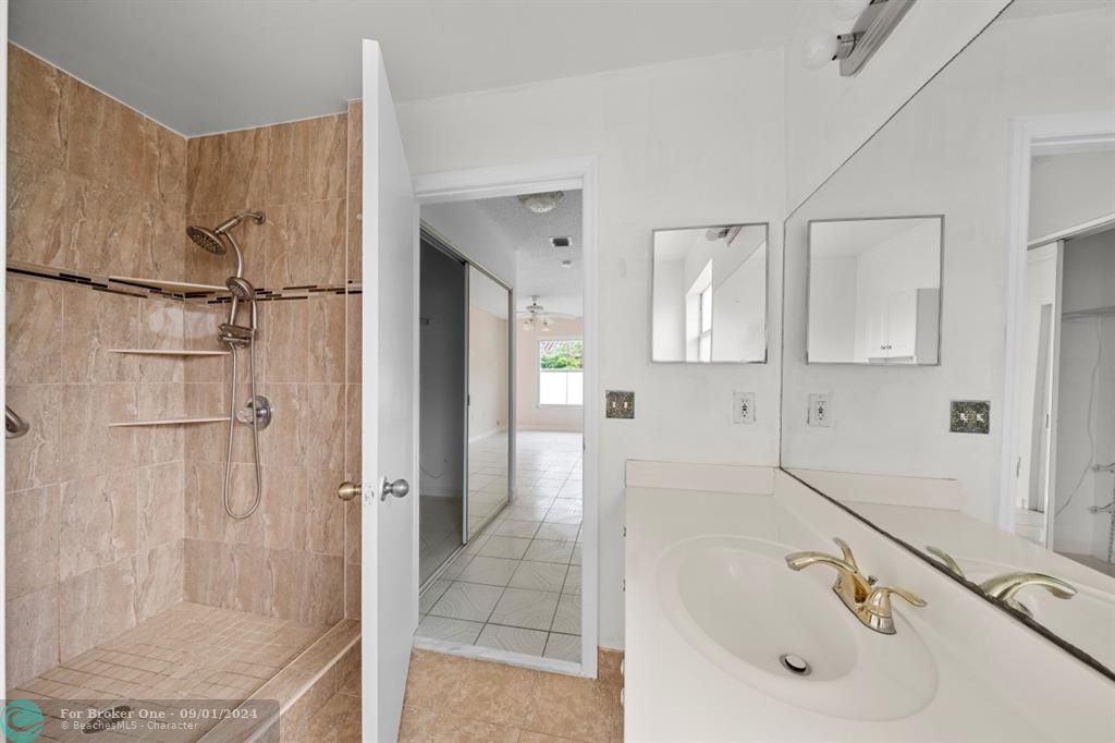 Active With Contract: $780,000 (4 beds, 2 baths, 2212 Square Feet)