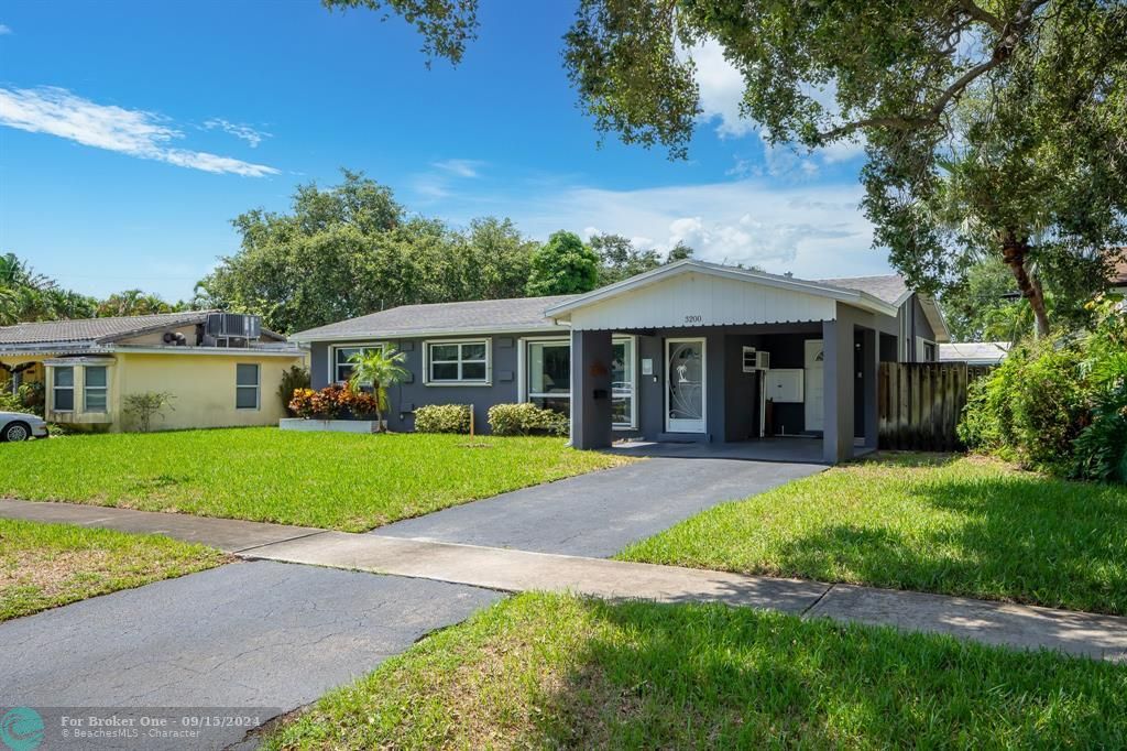 For Sale: $575,000 (3 beds, 2 baths, 1320 Square Feet)