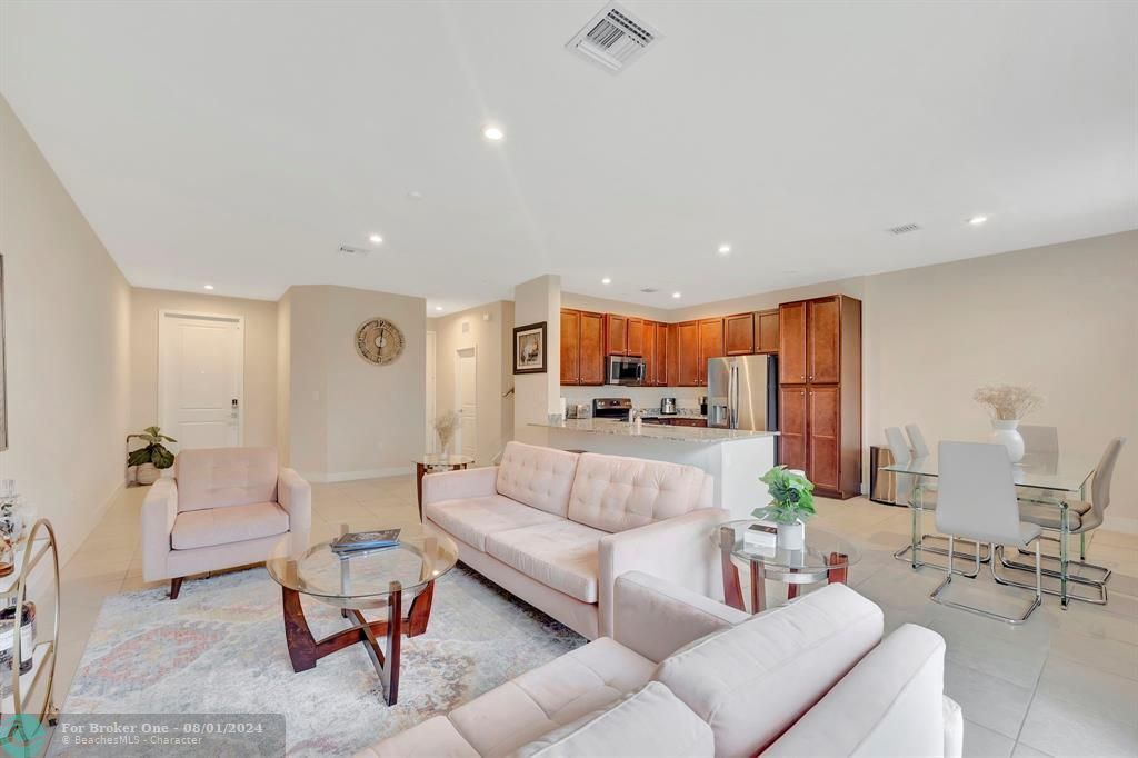 For Sale: $509,000 (4 beds, 2 baths, 1980 Square Feet)