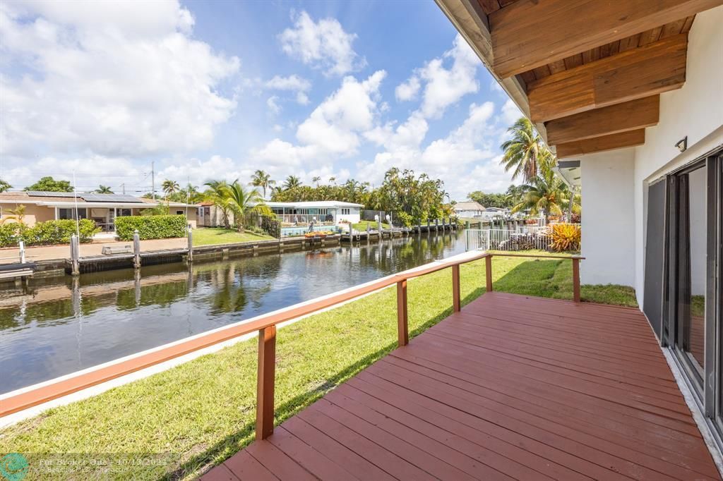 For Sale: $850,000 (3 beds, 2 baths, 2477 Square Feet)