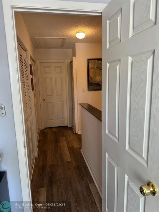 For Rent: $2,000 (2 beds, 2 baths, 1120 Square Feet)