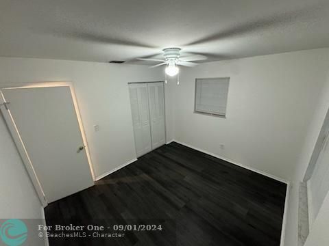 For Rent: $2,300 (3 beds, 2 baths, 1216 Square Feet)