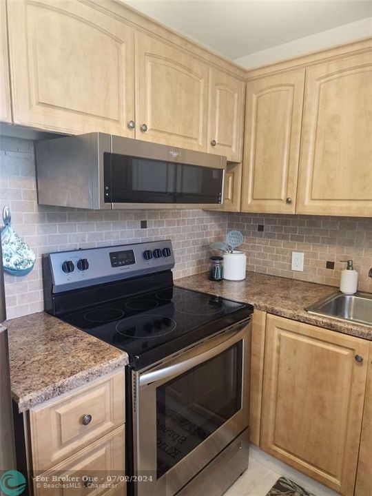 Recently Rented: $1,800 (2 beds, 1 baths, 0 Square Feet)