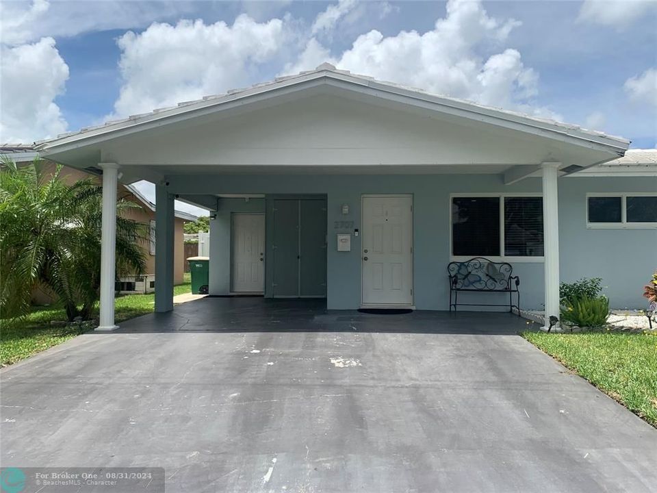 Recently Sold: $409,000 (2 beds, 2 baths, 1355 Square Feet)