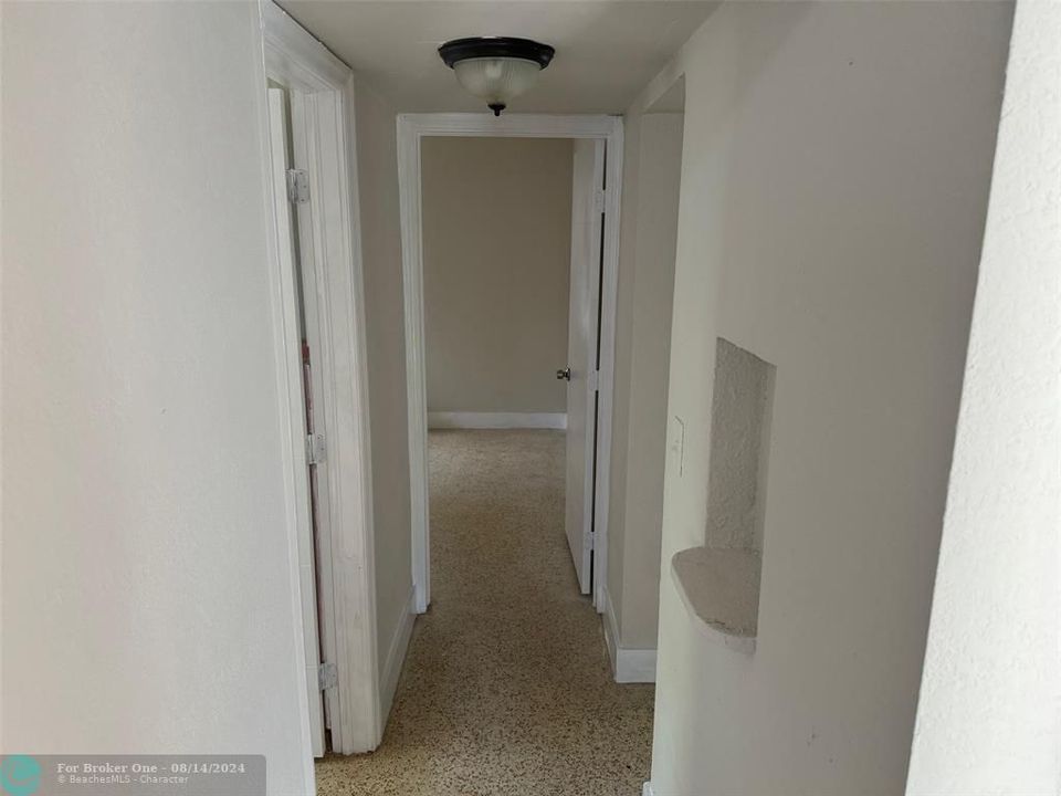 For Sale: $2,295 (2 beds, 1 baths, 0 Square Feet)