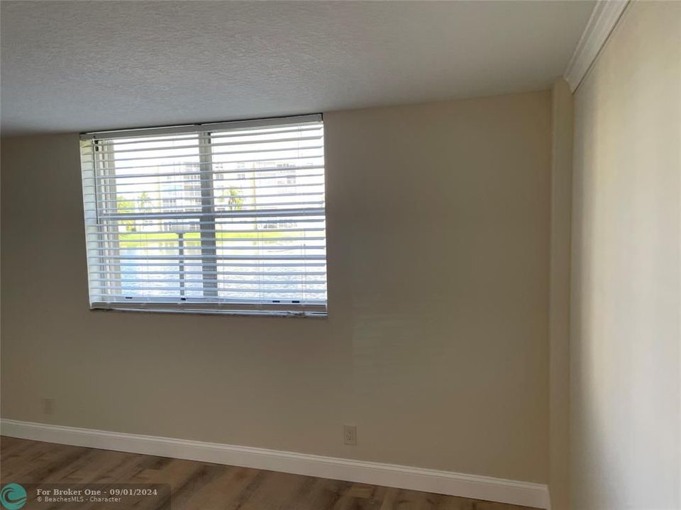 For Rent: $2,600 (2 beds, 2 baths, 1190 Square Feet)