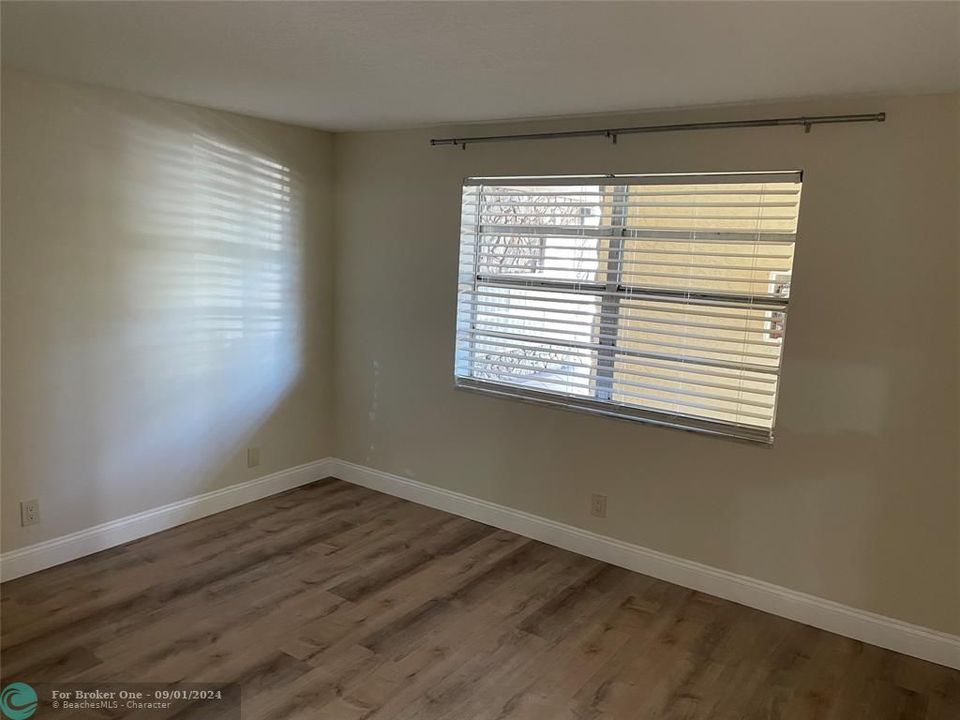 For Rent: $2,600 (2 beds, 2 baths, 1190 Square Feet)