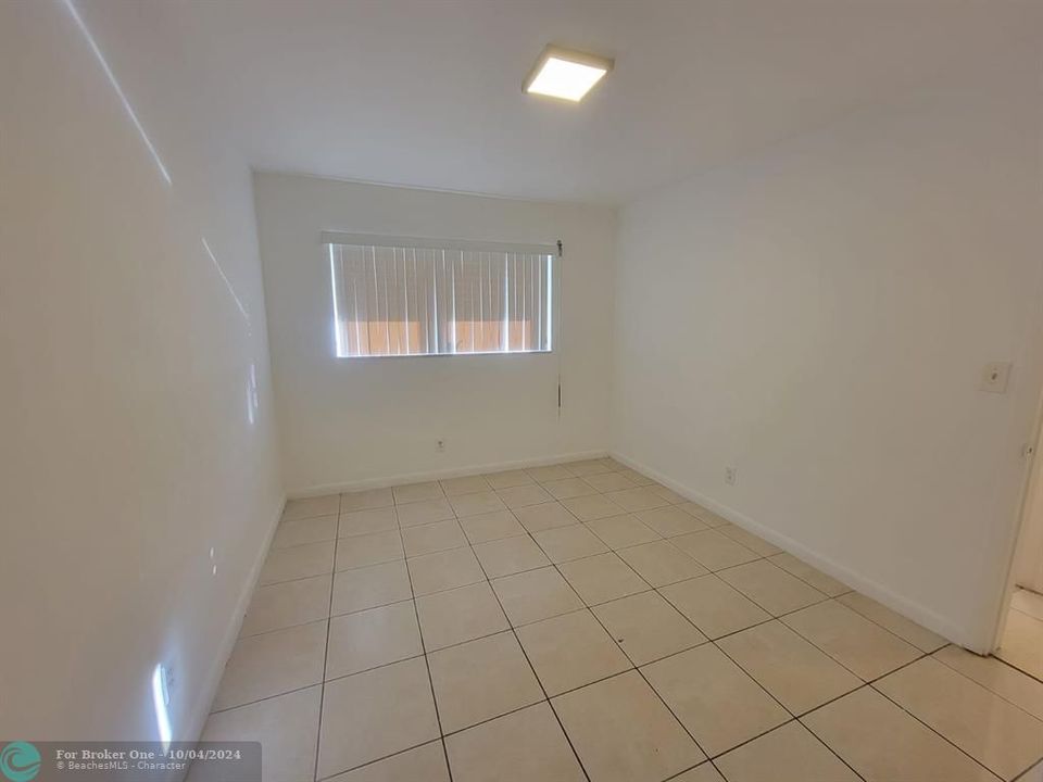 Vendido Recientemente: $220,000 (2 camas, 2 baños, 965 Pies cuadrados)