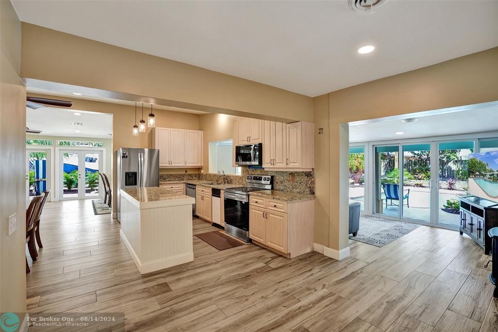 Active With Contract: $1,229,000 (5 beds, 3 baths, 2385 Square Feet)