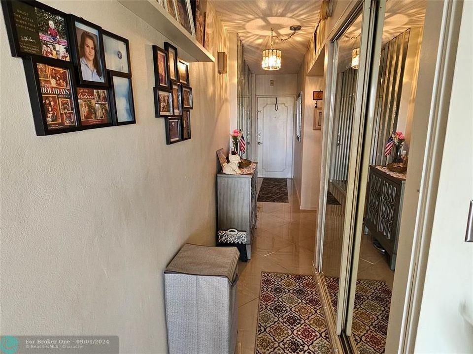 For Rent: $2,500 (1 beds, 1 baths, 670 Square Feet)