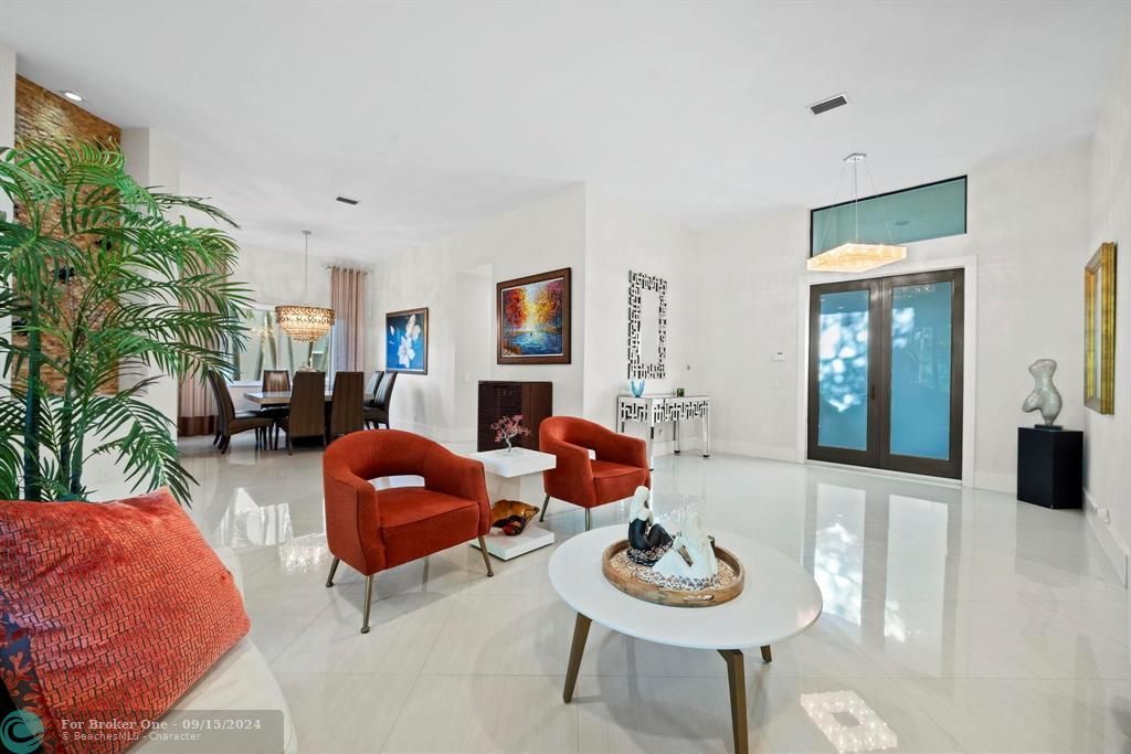 Active With Contract: $1,210,000 (4 beds, 2 baths, 2715 Square Feet)